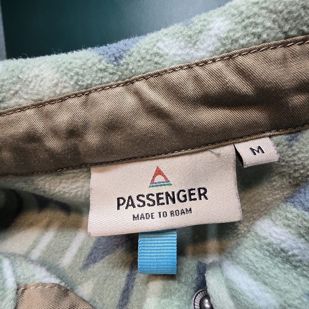 Passenger Green/Gray Snap Fleece Jacket Men Medium